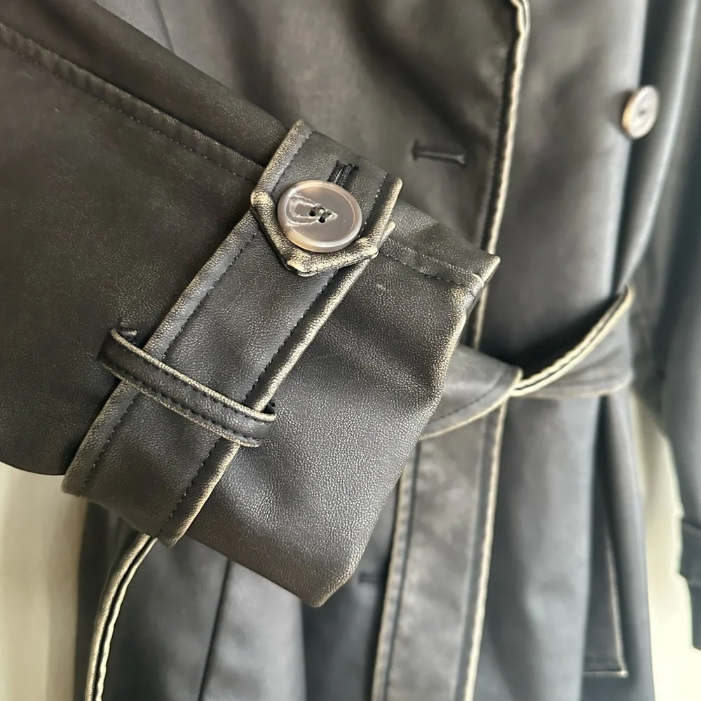 Zara Elegant Black Trench Coat - Picture 3 of 6